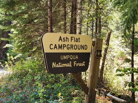 Umpqua National Forest recreation area