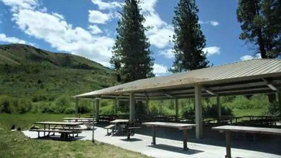Mink Creek pavilion and view