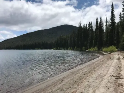 Cultus Boat In West Campground
