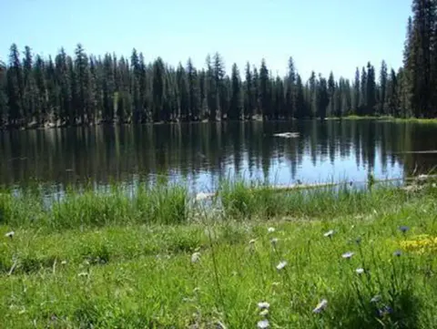 Lassen Volcanic National Park recreation area