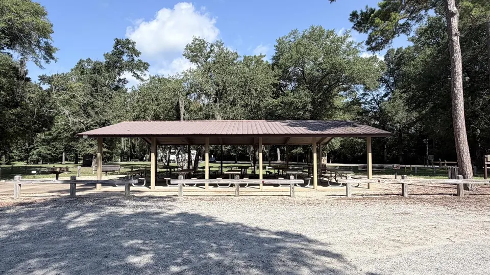 Hales Shelter