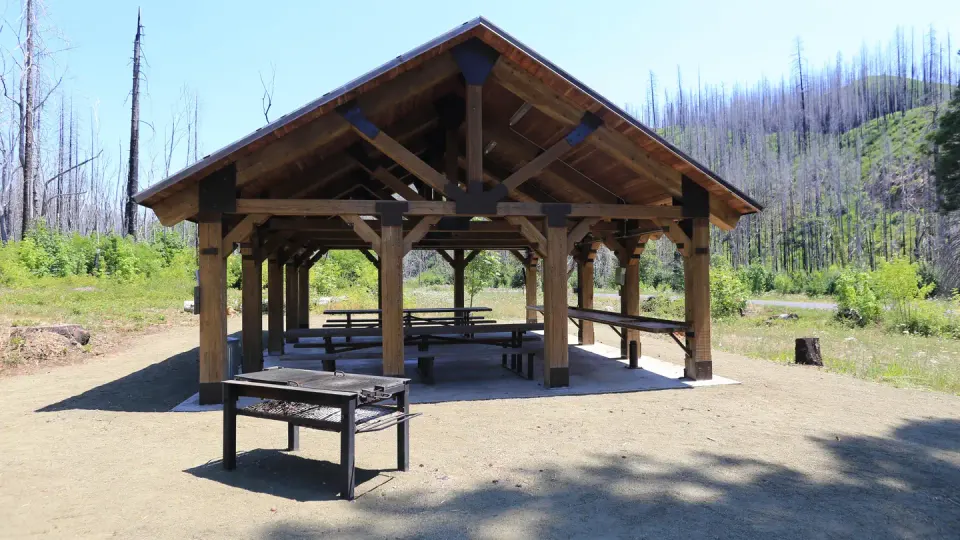 Lone Pine Pavilion