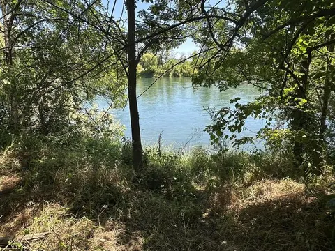 View of Sacramento River from Trail