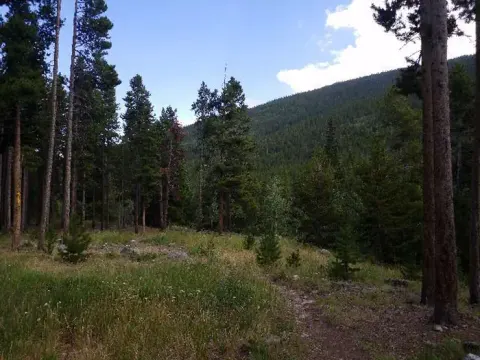 Arapaho & Roosevelt National Forests Pawnee NG recreation area