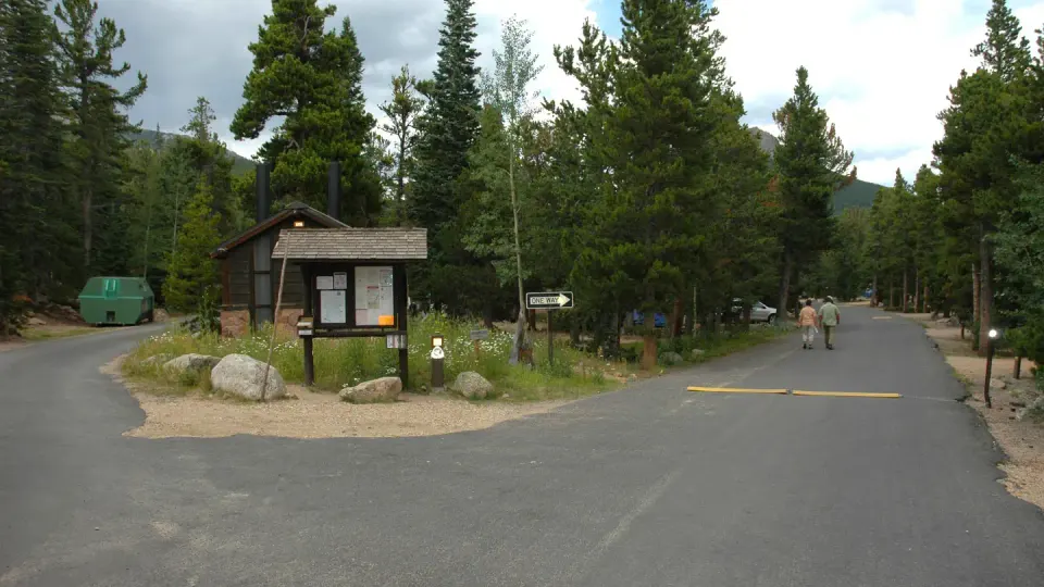 Entrance to Longs Peak Campground showing information kiosk