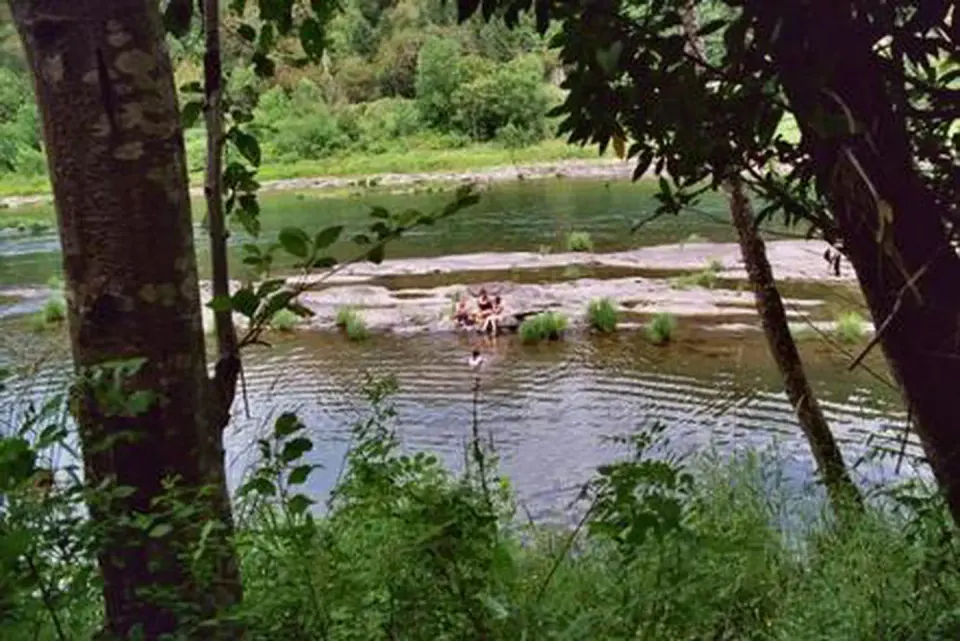 Umpqua River from Tyee Campground.